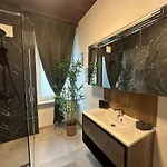 Апартаменты Urban Spacious Bright With Danubeview Линц