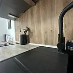 Апартаменты Urban Spacious Bright With Danubeview